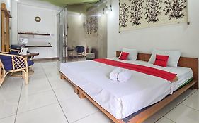 RedDoorz Syariah at Jalan RA Kosasih Sukabumi